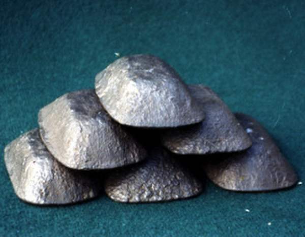 11月1日铸造生铁、废钢价格